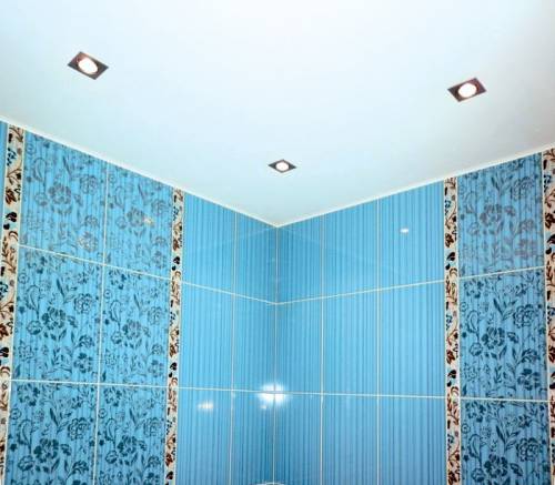 подвесной потолок в ваннойкомнате